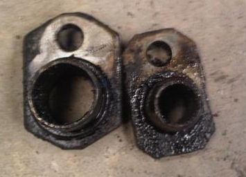 Oil pickup pipes